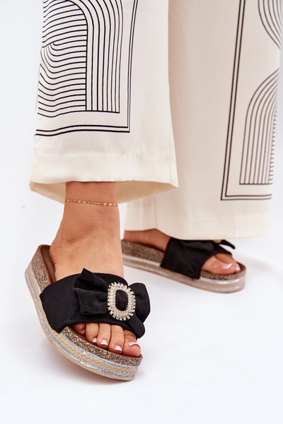 Dámské Sandały Na Platformě S Mašlí A Dekorativní Broží Černé Lenela