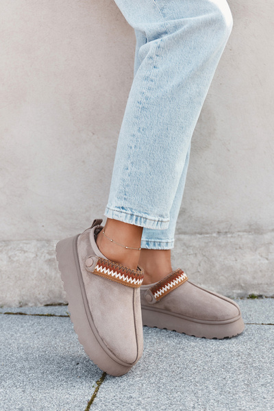 Dámské sněhule nízké s pohyblivým páskem a výšivkou na platformě tmavě béžové Lyrisse