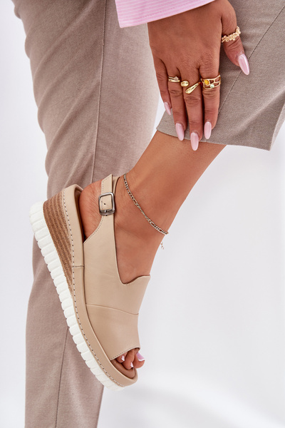 Dámské kožené sandály na klínu Artiker 56C0919 béžové