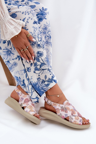 Dámské sandály z eko kůže s květinami multikolor Tosmelia