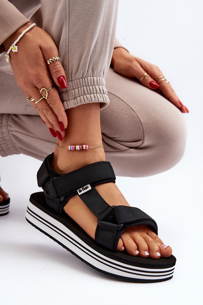Dámské sandály na platformě Lee Cooper LCW-24-05-2753L Černé