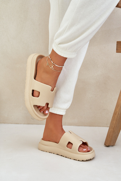 Pěnové Pantofle S Výřezem Béžové Neladith