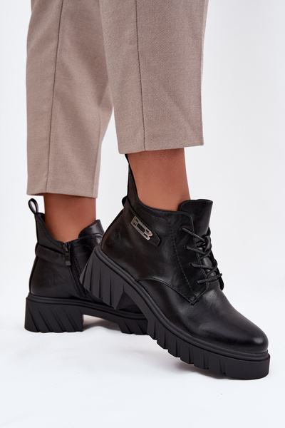 Nízké zateplené dámské kotníkové boty na klínku s ozdobným páskem Černé Therisse