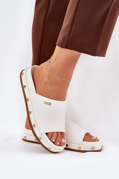 Dámské Pantofle Na Platformě S Hřebíky Big Star RR274216 Bílé