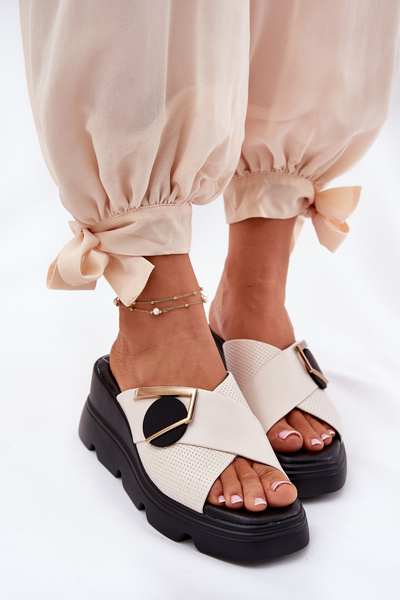 Elegantní Dámské Kožené Pantofle Na Klínu S Ozdobou Béžové Artiker 56C1585