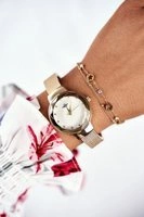 Stíny žluté a zlaté