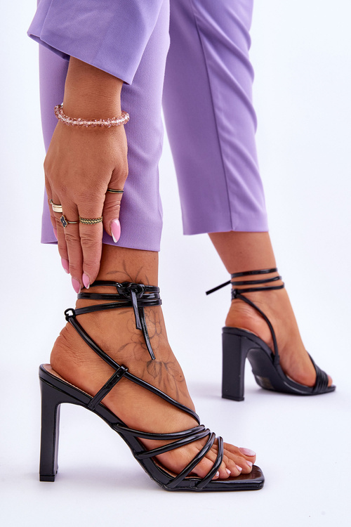 Módne zviazané sandále s vysokým obsahom sandálov Čierne Torsoro