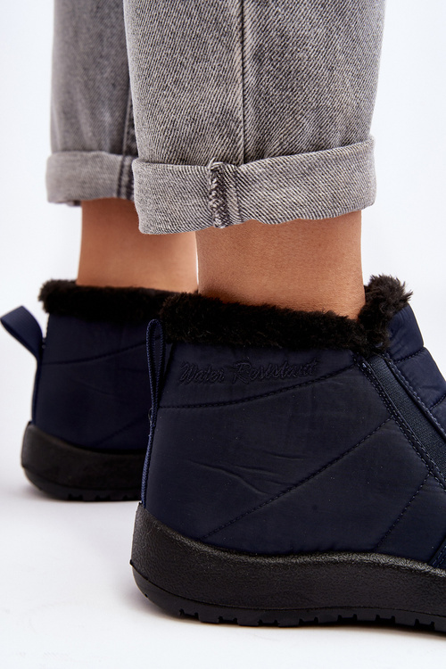 Izolované nízke dámske snehové topánky