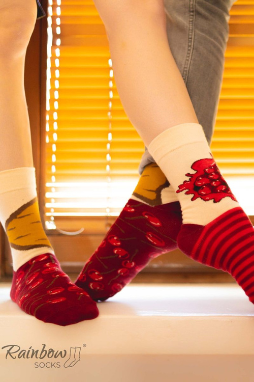 Duhové ponožky 1 pár ponožek Newyorský tvarohový koláč s třešní