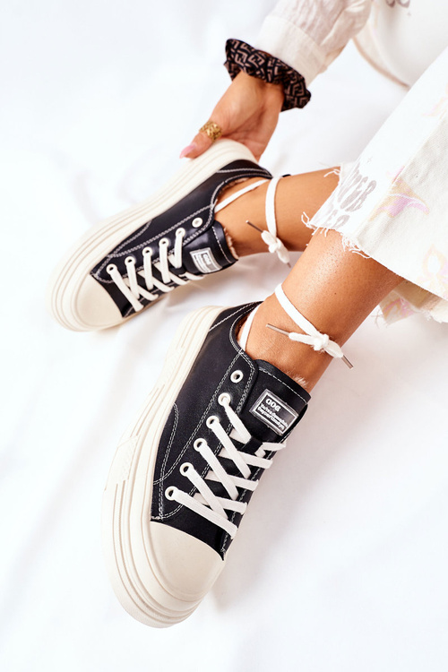 Izolované tenisky žien Goe II2N4035 čierna