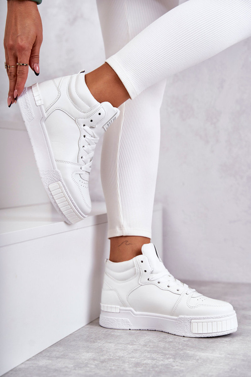 Dámská vysoká sportovní obuv bílá Trisa