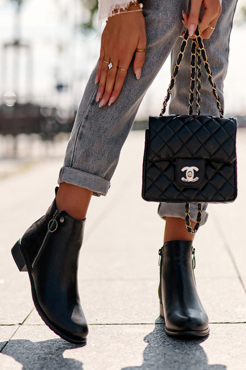 Klasické Nízké Kožené Boty Černé Sotelia