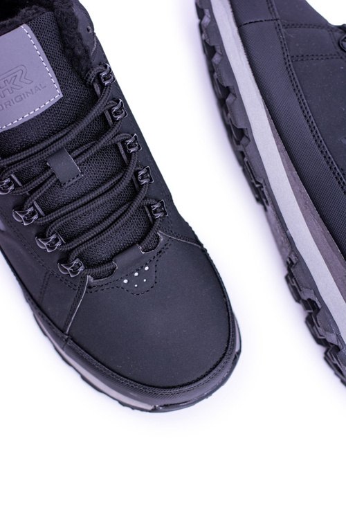 Pánske izolované čierne topánky Newlans2 Trekking topánky