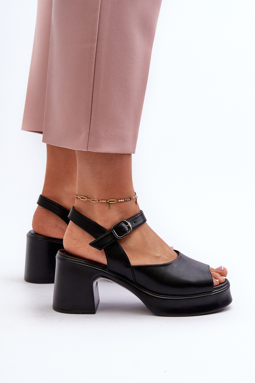 Dámske Kožené Sandále Na Vysokom Podpätku Vinceza 66627 Čierne