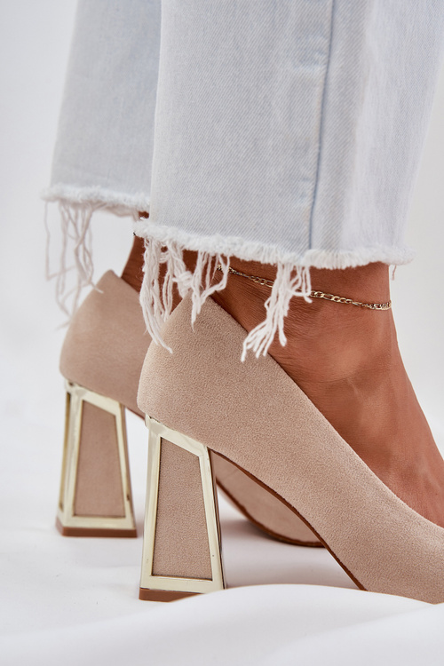 Elegantné Lodičky Na Opätku S Špicatými Špicami Béžové Falseki