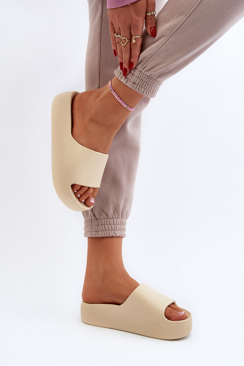 Dámske papuče s hrubou podrážkou béžové Oreithano