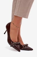 Odstíny hnědé a béžové