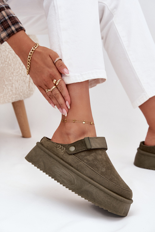 Dámské sněhule na platformě s přezkou tmavě zelené Jorielle