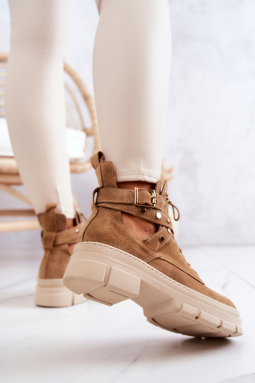 Semišove dámské kozačky s výřezy Camel Everly