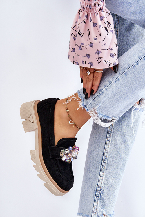 Dámske mokasíny s čiernymi dekoráciami ISSAC