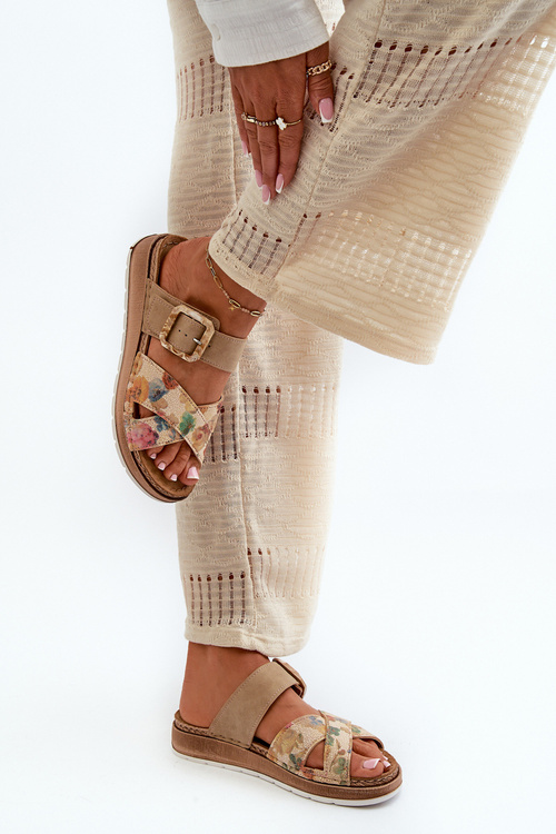 Pohodlné Dámske Papuče S Sponou V Kvete Inblu GS000051 Hnedé