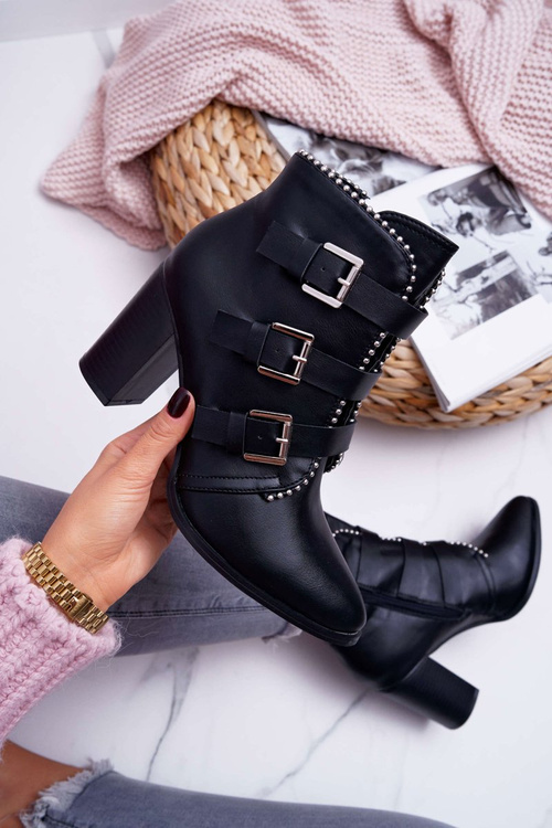 Dámske topánky na čiernom Finbas Buckle Post