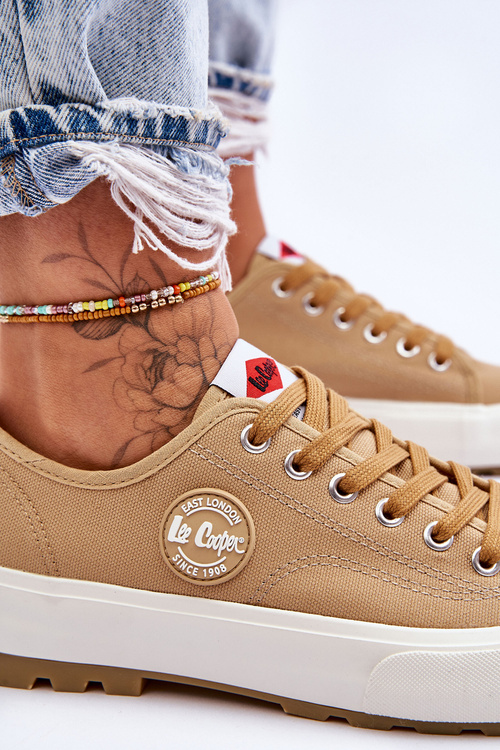 Dámské tenisky s nízkou platformou Lee Cooper LCW-23-44-1655L béžová