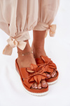 Kožené Dámské Sandály Na Klínu S Dekorativním Květinou Artiker 52C0505 Oranžové
