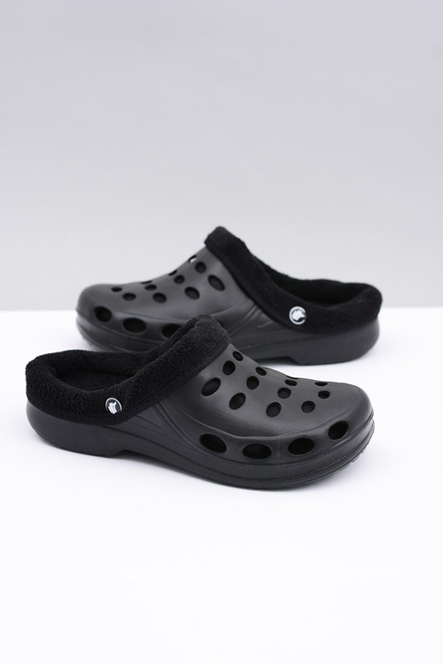 Dámske čierne izolované papuče Eva