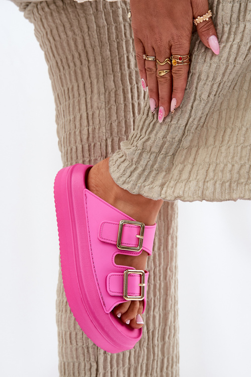 Dámske Sandále Na Platforme So Zlatými Sponami Fuchsie Zorila