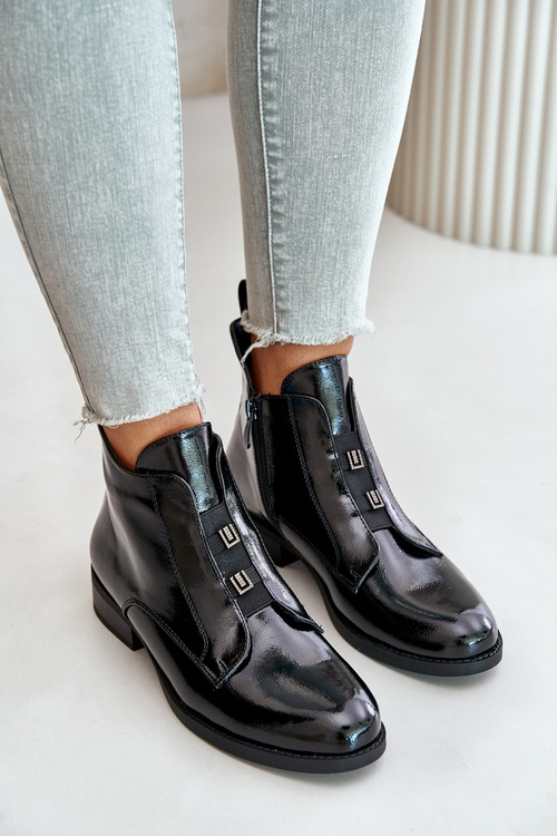 Lakované Čižmy Na Zips Zateplené Ploché Podpätky S.Barski HY42-717 Čierne