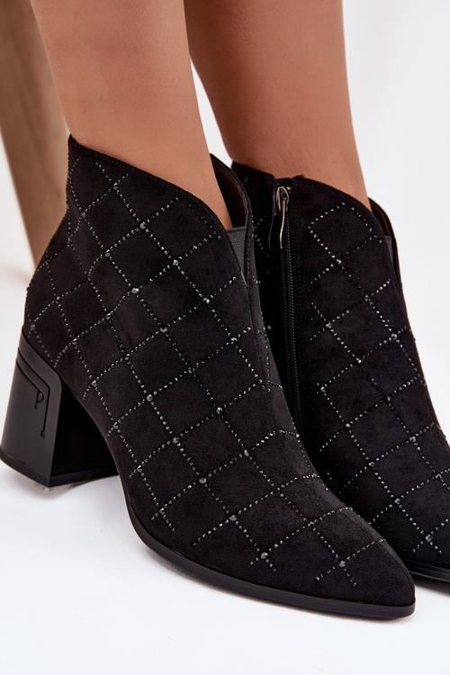 Dámské kotníkové boty na podpatku se zdobením D&A MR52-133 Černé