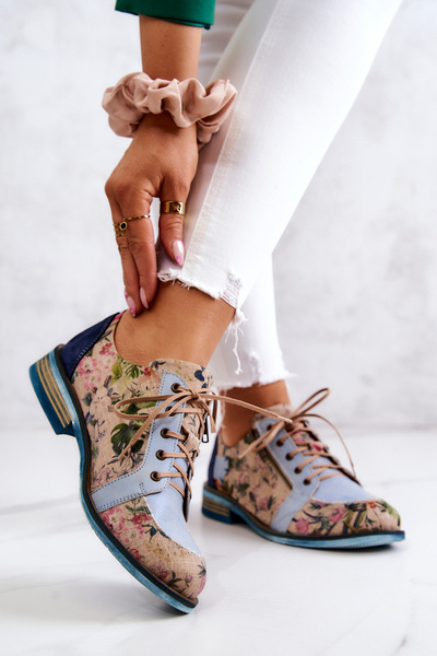 Dámska kožená topánka s kvetmi Maciejka 5096a-34 modrá