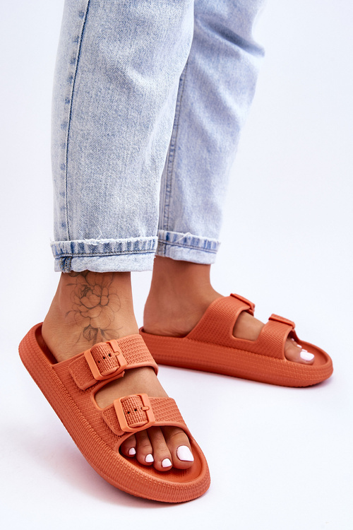 Dámske penové papuče s pruhmi Orange Sharen