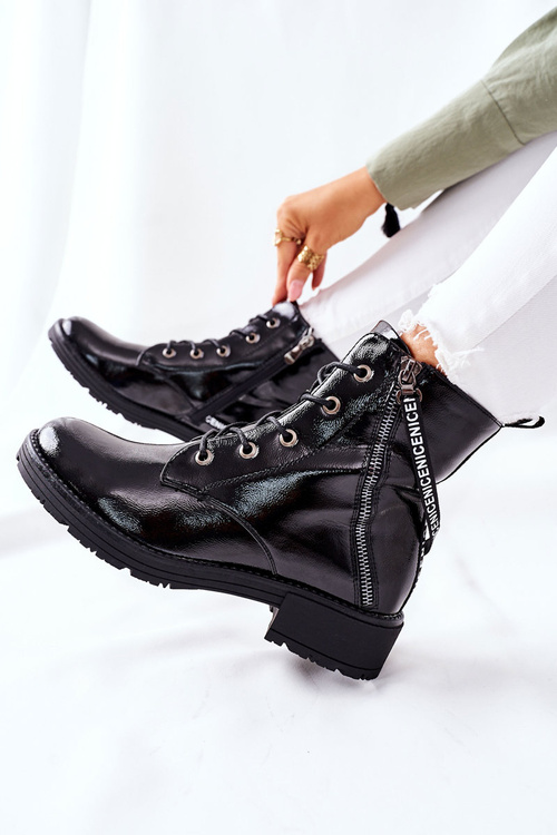 Dámske topánky lakované čierne goorey