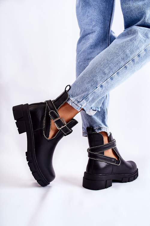 Dámske kožené topánky s cvočkami čierne Clares