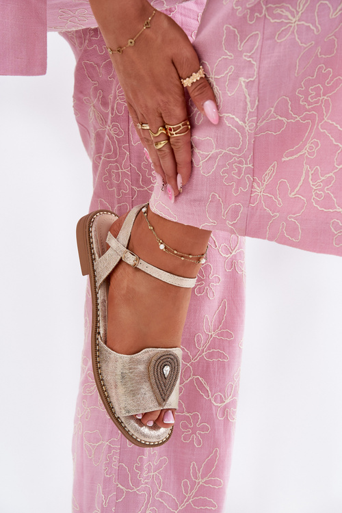 Dámske Sandále Na Plochom Opätku S Ozdobou S.Barski KV51-098 Zlate