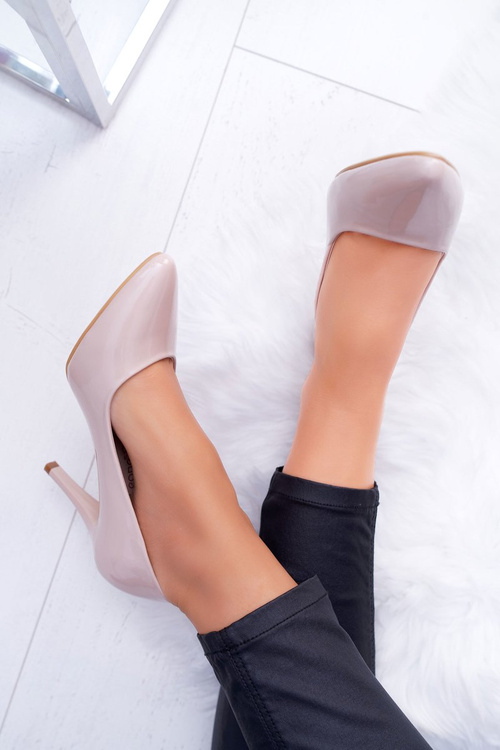 Dámské lodičky na jehlovém Podpatku Sergio Leone lakované béžové Greca