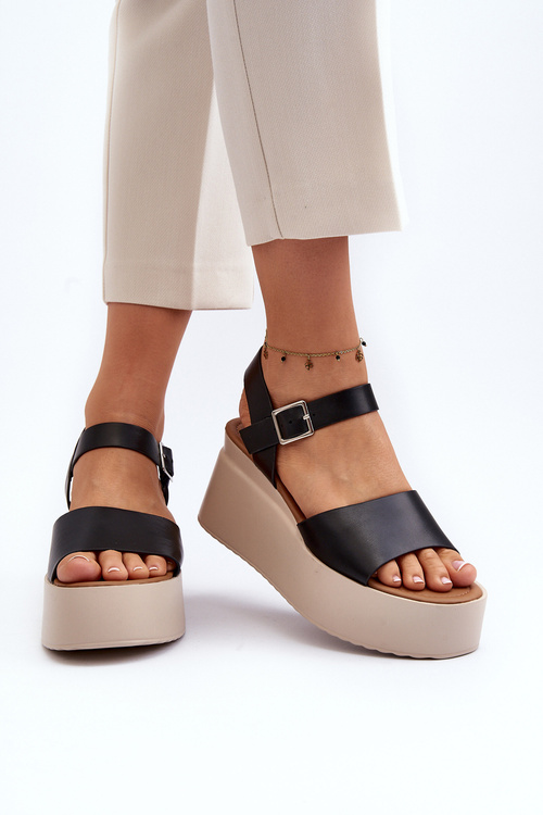 Čierne dámske sandále na platforme Geferia