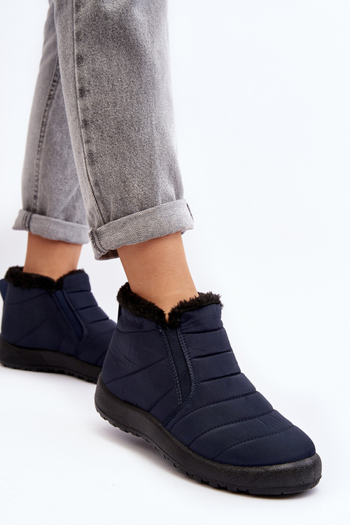 Izolované nízke dámske snehové topánky