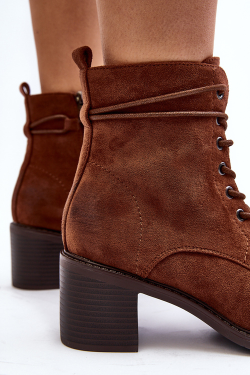 Dámske čižmy s nízkym opätkom na šnurovanie hnedé Serellia