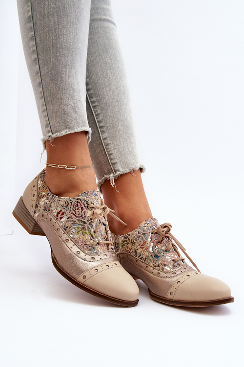 Kožené Dámské Polobotky S Dekorovaným Svrškem Maciejka 06408-04 Beige