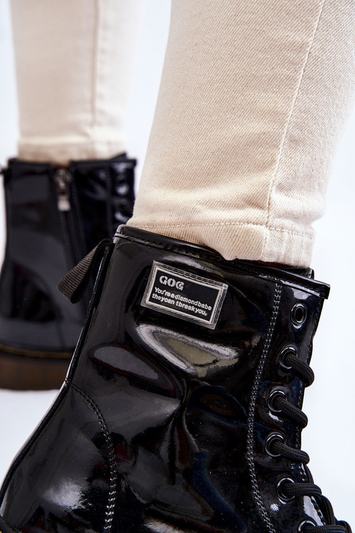 Dámske lakované izolované topánky goe ii2n4050 čierna