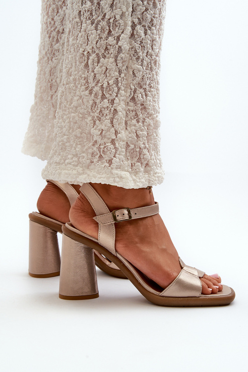 Kožené sandále na opätku Maciejka 06029-25 Zlaté