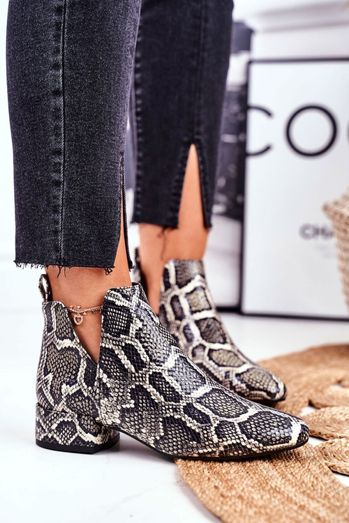 Dámske topánky s strihom -out kožený had visconi 2625804