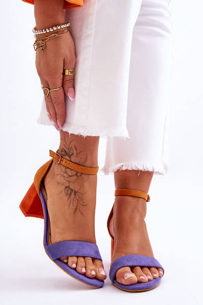 Semišové sandále s nízkym podpätkom fialovo žltým quincy