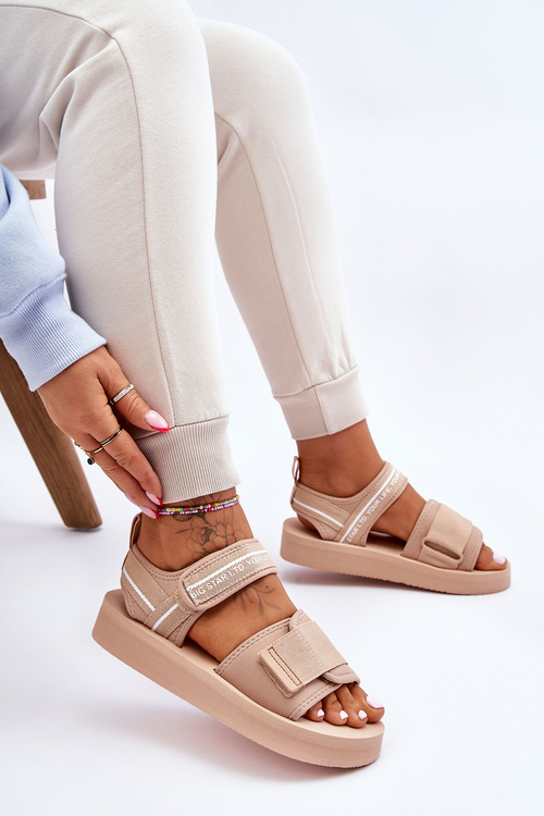 Dámské sandály na suchý zip Big Star LL274787 Béžove