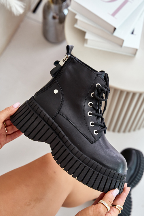 Zateplené kožené botky s masivní podrážkou GOE OO2N4126 černé