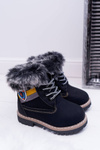 Chlapci pre deti izolované kožušinou čiernych topánok Cobi