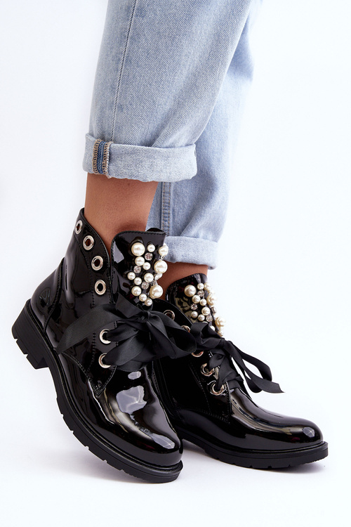 Lesklé Zdobené Boty Černé Sirdre